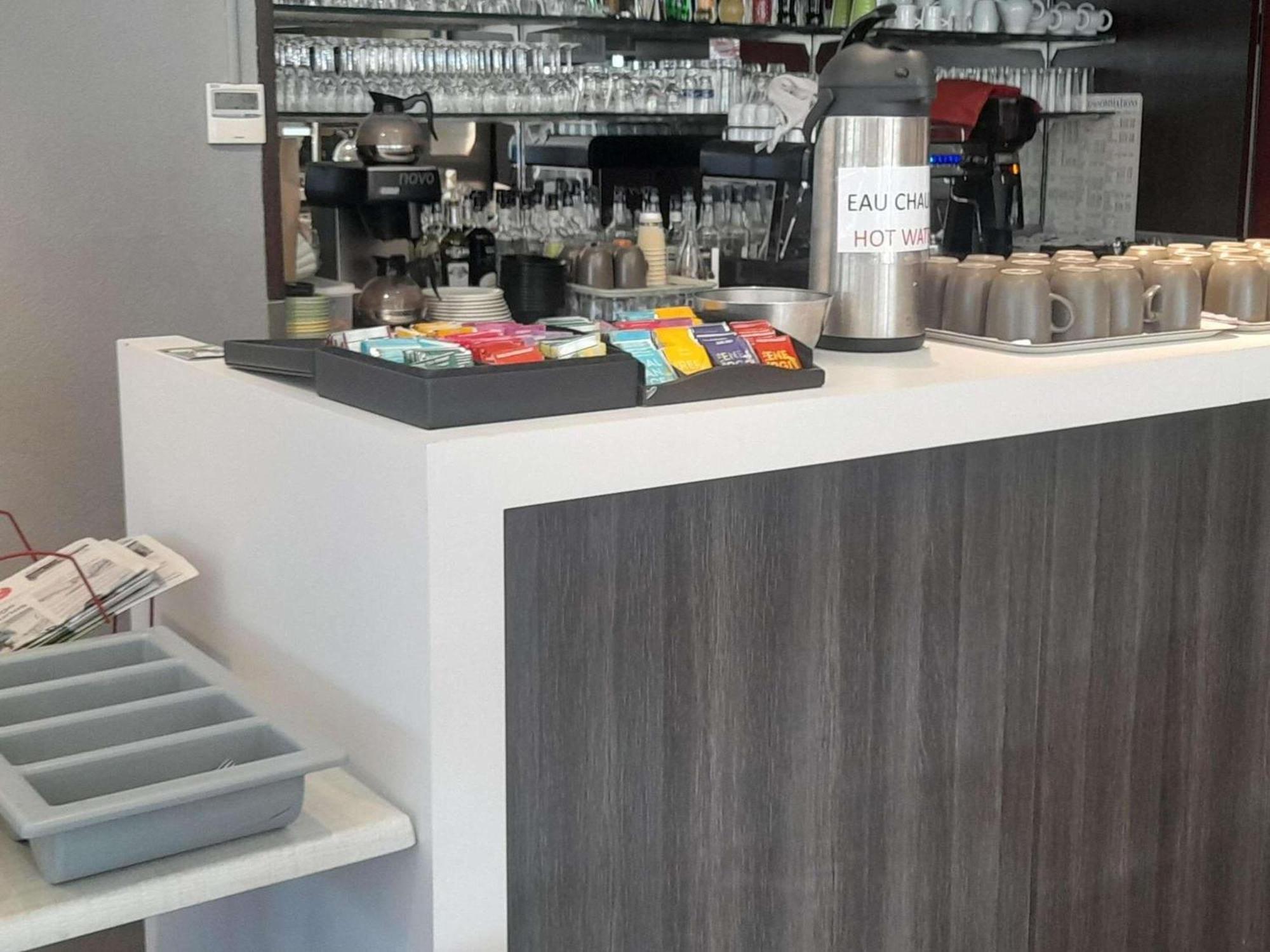 Ibis Styles Segre Hotel Exterior foto