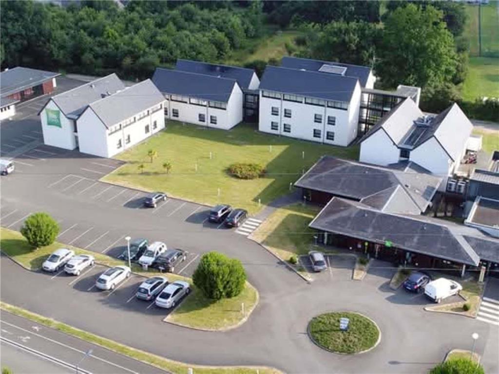 Ibis Styles Segre Hotel Exterior foto